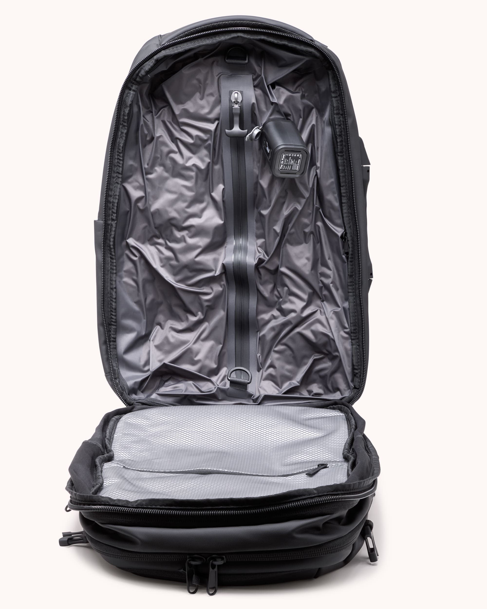 MAX (Carry-On)
